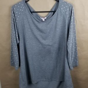 Gray Bongo Metal Stud Top XL